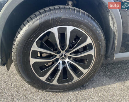 Чорний Мерседес ГЛЦ-Клас, об'ємом двигуна 1.99 л та пробігом 46 тис. км за 71500 $, фото 4 на Automoto.ua