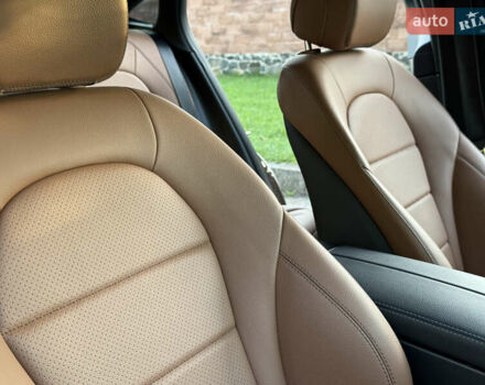 Черный Мерседес ГЛЦ-Класс, объемом двигателя 2 л и пробегом 50 тыс. км за 63950 $, фото 64 на Automoto.ua