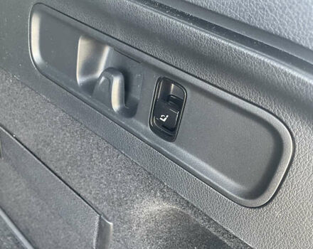 Чорний Мерседес ГЛЦ-Клас, об'ємом двигуна 1.99 л та пробігом 46 тис. км за 71500 $, фото 36 на Automoto.ua