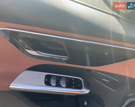 Чорний Мерседес ГЛЦ-Клас, об'ємом двигуна 1.99 л та пробігом 46 тис. км за 71500 $, фото 29 на Automoto.ua