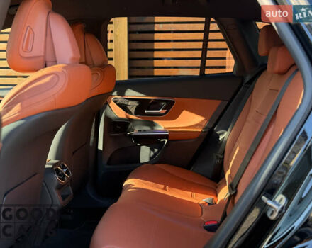 Черный Мерседес ГЛЦ-Класс, объемом двигателя 1.99 л и пробегом 53 тыс. км за 63000 $, фото 28 на Automoto.ua