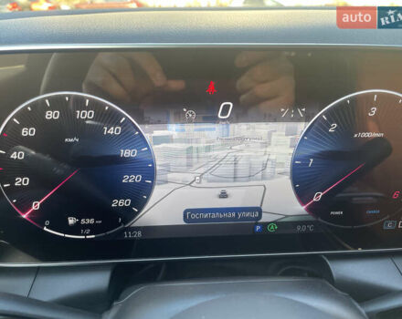 Чорний Мерседес ГЛЦ-Клас, об'ємом двигуна 1.99 л та пробігом 46 тис. км за 71500 $, фото 63 на Automoto.ua