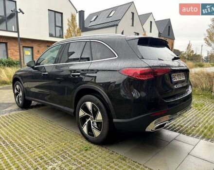 Черный Мерседес ГЛЦ-Класс, объемом двигателя 2 л и пробегом 7 тыс. км за 57000 $, фото 3 на Automoto.ua