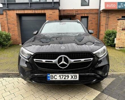 Черный Мерседес ГЛЦ-Класс, объемом двигателя 2 л и пробегом 7 тыс. км за 57000 $, фото 1 на Automoto.ua