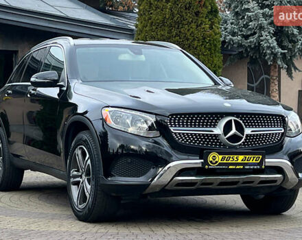 Чорний Мерседес ГЛЦ-Клас, об'ємом двигуна 1.99 л та пробігом 214 тис. км за 21200 $, фото 1 на Automoto.ua