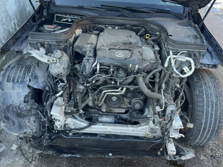 Черный Мерседес ГЛЦ-Класс, объемом двигателя 1.99 л и пробегом 160 тыс. км за 12000 $, фото 1 на Automoto.ua