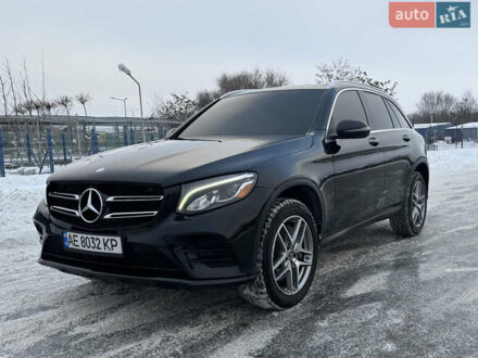 Черный Мерседес ГЛЦ-Класс, объемом двигателя 1.99 л и пробегом 137 тыс. км за 26000 $, фото 1 на Automoto.ua