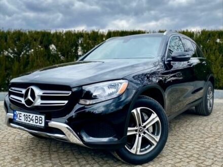 Чорний Мерседес ГЛЦ-Клас, об'ємом двигуна 1.99 л та пробігом 105 тис. км за 33800 $, фото 1 на Automoto.ua