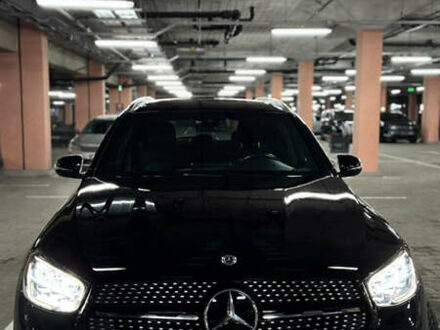 Черный Мерседес ГЛЦ-Класс, объемом двигателя 1.99 л и пробегом 126 тыс. км за 35900 $, фото 1 на Automoto.ua