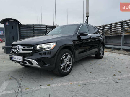 Черный Мерседес ГЛЦ-Класс, объемом двигателя 1.99 л и пробегом 29 тыс. км за 37990 $, фото 1 на Automoto.ua