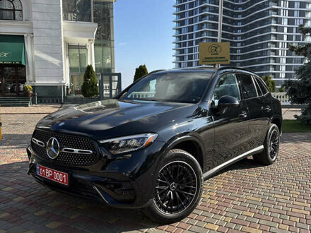 Черный Мерседес ГЛЦ-Класс, объемом двигателя 2 л и пробегом 2 тыс. км за 58900 $, фото 1 на Automoto.ua