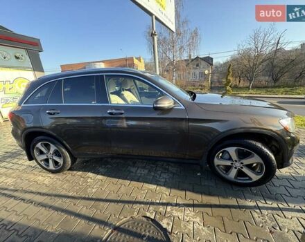 Коричневий Мерседес ГЛЦ-Клас, об'ємом двигуна 1.99 л та пробігом 135 тис. км за 30000 $, фото 4 на Automoto.ua