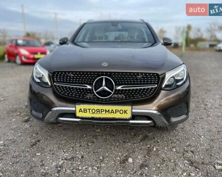 Мерседес ГЛЦ-Класс 2017 в Ужгороде на Automoto.ua Коричневый Мерседес ГЛЦ-Класс, объемом двигателя 1.99 л и пробегом 177 тыс. км за 28900 $, фото 2 на Automoto.ua