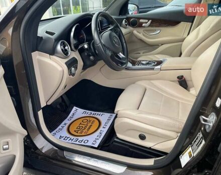 Мерседес ГЛЦ-Класс 2017 в Ужгороде на Automoto.ua Коричневый Мерседес ГЛЦ-Класс, объемом двигателя 1.99 л и пробегом 177 тыс. км за 28900 $, фото 25 на Automoto.ua