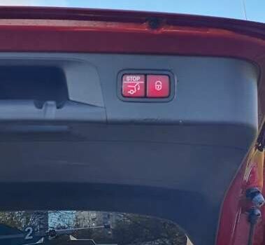 Мерседес ГЛЦ-Клас 2016 у Львові на Automoto.ua Червоний Мерседес ГЛЦ-Клас, об'ємом двигуна 2 л та пробігом 125 тис. км за 22500 $, фото 24 на Automoto.ua