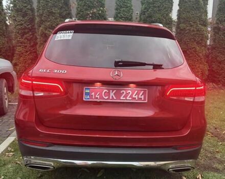Мерседес ГЛЦ-Клас 2016 у Львові на Automoto.ua Червоний Мерседес ГЛЦ-Клас, об'ємом двигуна 2 л та пробігом 125 тис. км за 22500 $, фото 6 на Automoto.ua