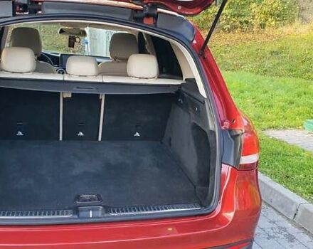 Мерседес ГЛЦ-Клас 2016 у Львові на Automoto.ua Червоний Мерседес ГЛЦ-Клас, об'ємом двигуна 2 л та пробігом 125 тис. км за 22500 $, фото 1 на Automoto.ua