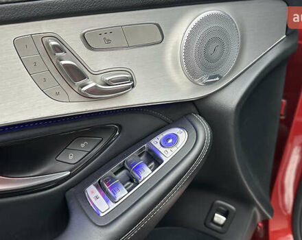 Червоний Мерседес ГЛЦ-Клас, об'ємом двигуна 3.98 л та пробігом 65 тис. км за 65000 $, фото 11 на Automoto.ua