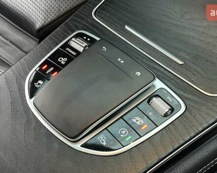 Червоний Мерседес ГЛЦ-Клас, об'ємом двигуна 3.98 л та пробігом 65 тис. км за 65000 $, фото 9 на Automoto.ua