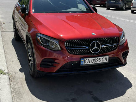 Мерседес ГЛЦ-Класс 2017 в Киеве на Automoto.ua Красный Мерседес ГЛЦ-Класс, объемом двигателя 2 л и пробегом 93 тыс. км за 25000 $, фото 1 на Automoto.ua