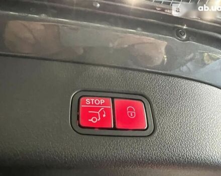Мерседес ГЛЦ-Клас, об'ємом двигуна 2 л та пробігом 1 тис. км за 75900 $, фото 23 на Automoto.ua