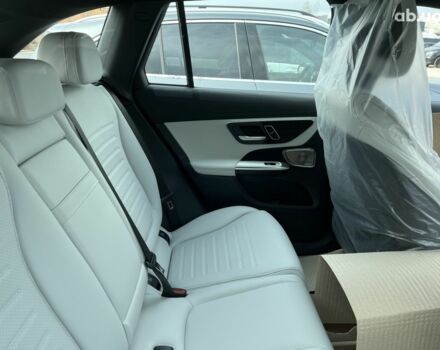 Мерседес ГЛЦ-Клас, об'ємом двигуна 2 л та пробігом 1 тис. км за 90746 $, фото 30 на Automoto.ua