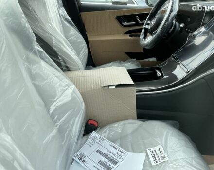 Мерседес ГЛЦ-Клас, об'ємом двигуна 2 л та пробігом 1 тис. км за 90746 $, фото 27 на Automoto.ua