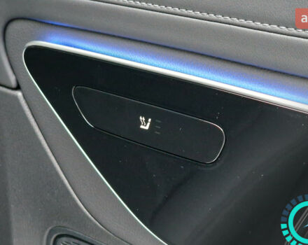 Мерседес ГЛЦ-Клас, об'ємом двигуна 1.99 л та пробігом 0 тис. км за 82626 $, фото 17 на Automoto.ua