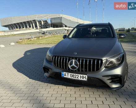 Серый Мерседес ГЛЦ-Класс, объемом двигателя 1.99 л и пробегом 147 тыс. км за 21500 $, фото 3 на Automoto.ua