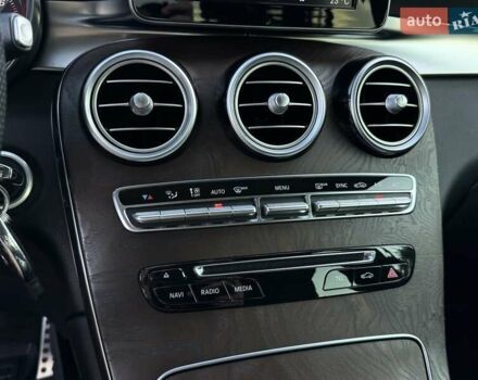 Сірий Мерседес ГЛЦ-Клас, об'ємом двигуна 1.99 л та пробігом 48 тис. км за 28999 $, фото 29 на Automoto.ua