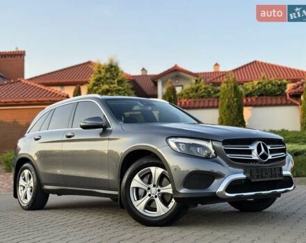 Сірий Мерседес ГЛЦ-Клас, об'ємом двигуна 1.99 л та пробігом 48 тис. км за 28999 $, фото 4 на Automoto.ua