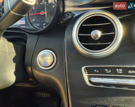 Серый Мерседес ГЛЦ-Класс, объемом двигателя 1.99 л и пробегом 147 тыс. км за 21500 $, фото 24 на Automoto.ua