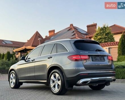 Сірий Мерседес ГЛЦ-Клас, об'ємом двигуна 1.99 л та пробігом 48 тис. км за 28999 $, фото 18 на Automoto.ua