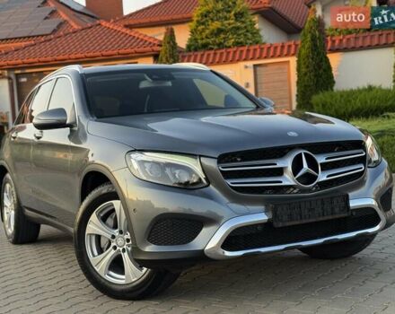 Сірий Мерседес ГЛЦ-Клас, об'ємом двигуна 1.99 л та пробігом 48 тис. км за 28999 $, фото 1 на Automoto.ua