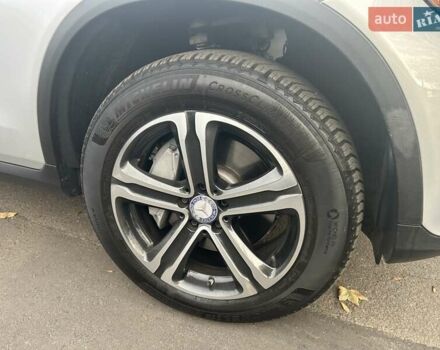 Сірий Мерседес ГЛЦ-Клас, об'ємом двигуна 1.99 л та пробігом 75 тис. км за 24900 $, фото 35 на Automoto.ua