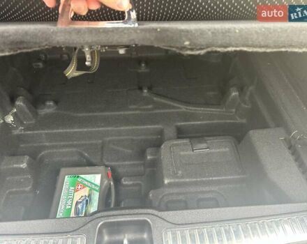 Сірий Мерседес ГЛЦ-Клас, об'ємом двигуна 1.99 л та пробігом 75 тис. км за 24900 $, фото 23 на Automoto.ua