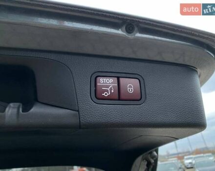 Серый Мерседес ГЛЦ-Класс, объемом двигателя 1.99 л и пробегом 123 тыс. км за 24500 $, фото 25 на Automoto.ua