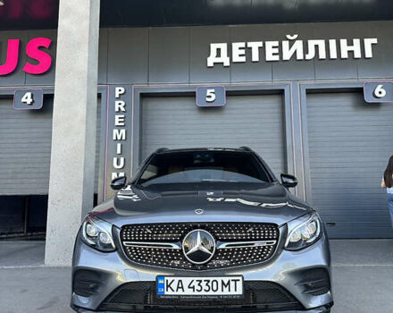 Серый Мерседес ГЛЦ-Класс, объемом двигателя 3 л и пробегом 92 тыс. км за 37999 $, фото 1 на Automoto.ua