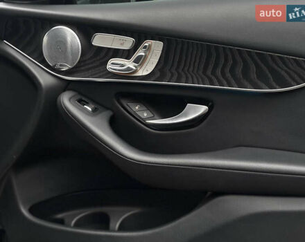 Серый Мерседес ГЛЦ-Класс, объемом двигателя 1.99 л и пробегом 140 тыс. км за 37900 $, фото 11 на Automoto.ua