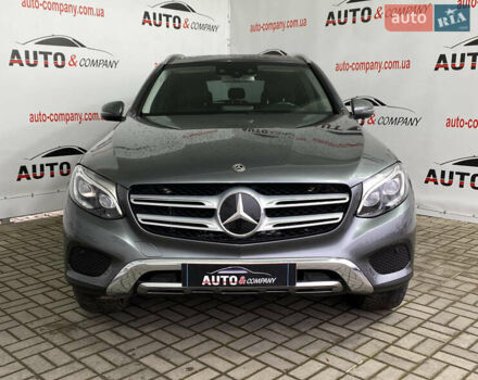 Серый Мерседес ГЛЦ-Класс, объемом двигателя 2 л и пробегом 159 тыс. км за 33450 $, фото 1 на Automoto.ua