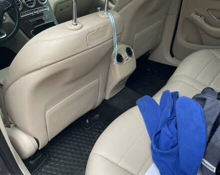 Серый Мерседес ГЛЦ-Класс, объемом двигателя 1.99 л и пробегом 140 тыс. км за 25500 $, фото 8 на Automoto.ua