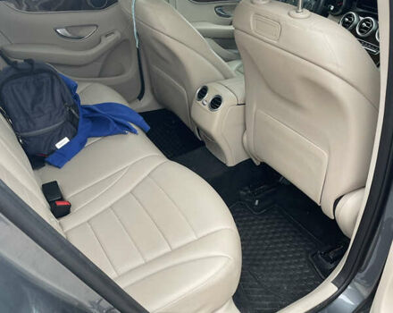 Серый Мерседес ГЛЦ-Класс, объемом двигателя 1.99 л и пробегом 140 тыс. км за 25500 $, фото 4 на Automoto.ua