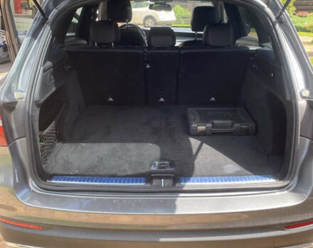 Серый Мерседес ГЛЦ-Класс, объемом двигателя 1.99 л и пробегом 74 тыс. км за 27400 $, фото 5 на Automoto.ua