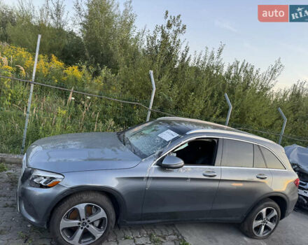 Сірий Мерседес ГЛЦ-Клас, об'ємом двигуна 2 л та пробігом 73 тис. км за 17200 $, фото 1 на Automoto.ua