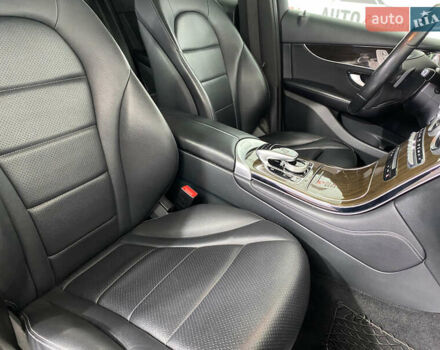 Серый Мерседес ГЛЦ-Класс, объемом двигателя 2 л и пробегом 159 тыс. км за 33450 $, фото 8 на Automoto.ua