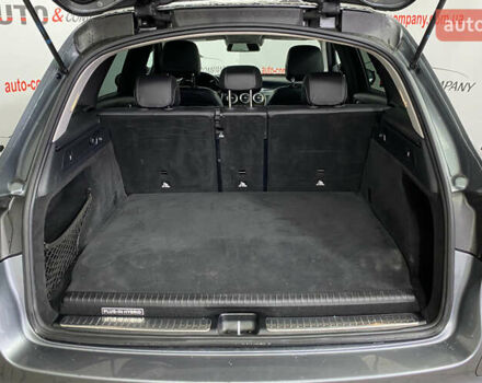 Серый Мерседес ГЛЦ-Класс, объемом двигателя 2 л и пробегом 159 тыс. км за 33450 $, фото 4 на Automoto.ua