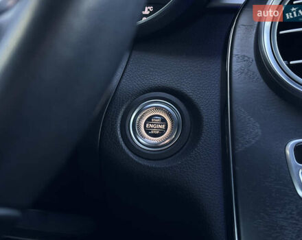 Серый Мерседес ГЛЦ-Класс, объемом двигателя 1.95 л и пробегом 154 тыс. км за 39500 $, фото 30 на Automoto.ua