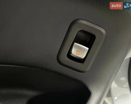 Серый Мерседес ГЛЦ-Класс, объемом двигателя 1.99 л и пробегом 46 тыс. км за 33990 $, фото 20 на Automoto.ua