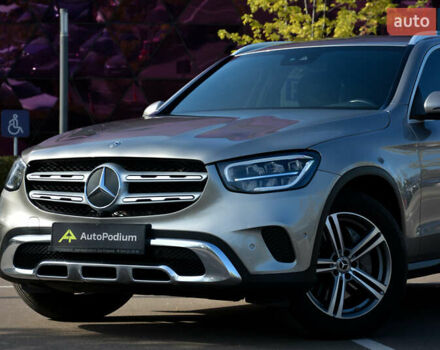 Серый Мерседес ГЛЦ-Класс, объемом двигателя 1.95 л и пробегом 153 тыс. км за 41900 $, фото 1 на Automoto.ua