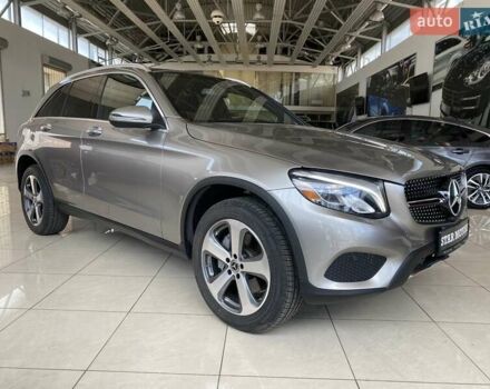 Серый Мерседес ГЛЦ-Класс, объемом двигателя 1.99 л и пробегом 58 тыс. км за 29999 $, фото 2 на Automoto.ua
